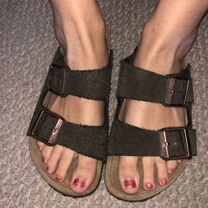 Birkenstock dark brown, barely worn